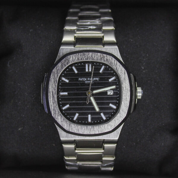 Patek Philippe – Nautilus